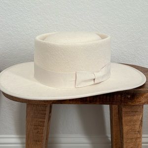 Olive & Pique Vida Wool Felt Gambler Hat